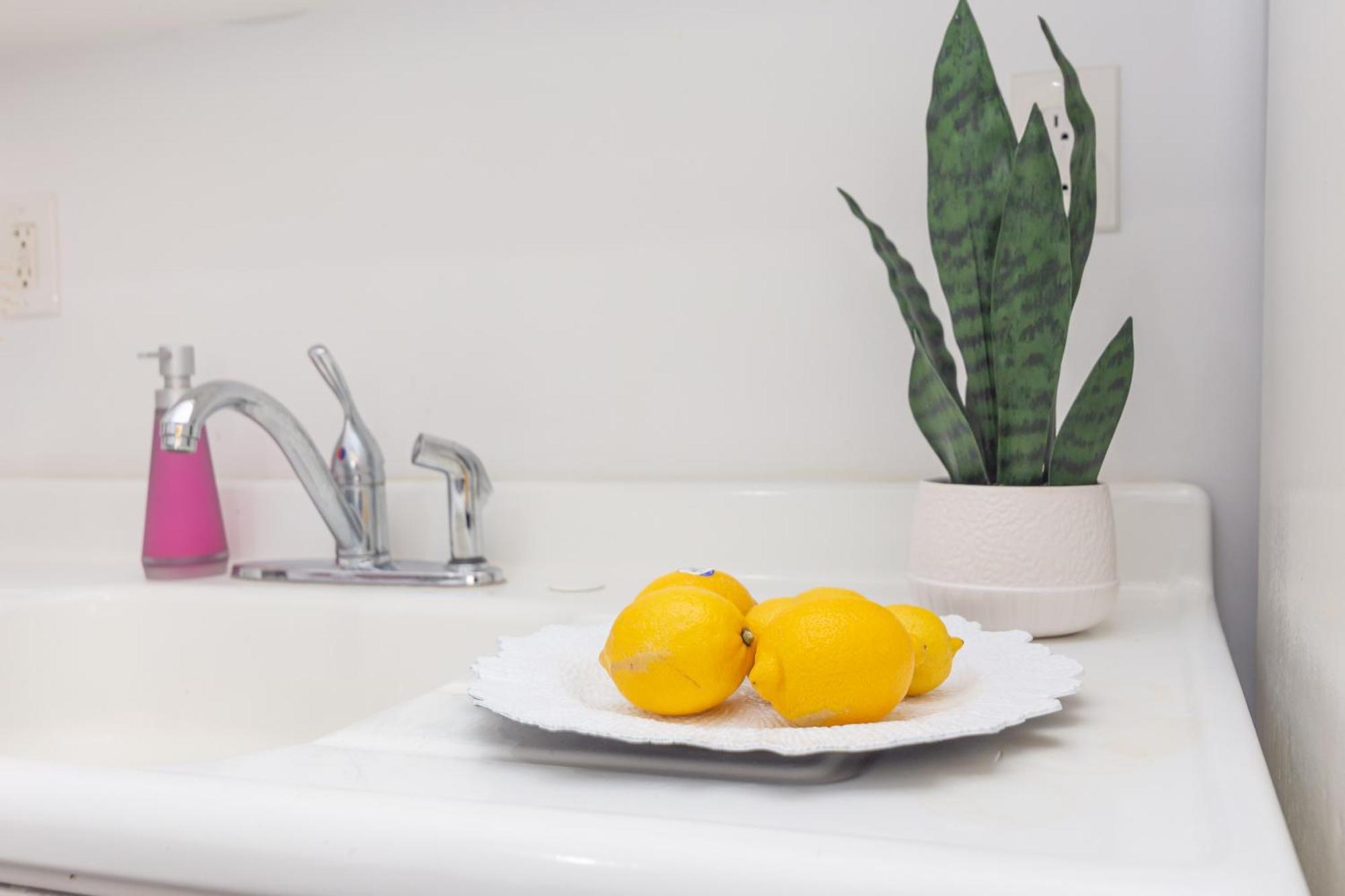 Miami Two Bedroom Apartment - Heart Of Wynwood & Edgewater - Private Parking Spot ภายนอก รูปภาพ